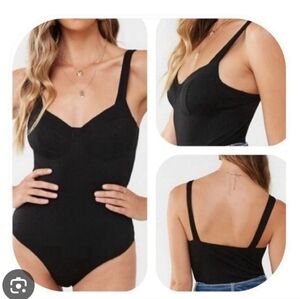 Ribbed Sweet Heart Neckline Ribbed Black Bodysuit, Size Small